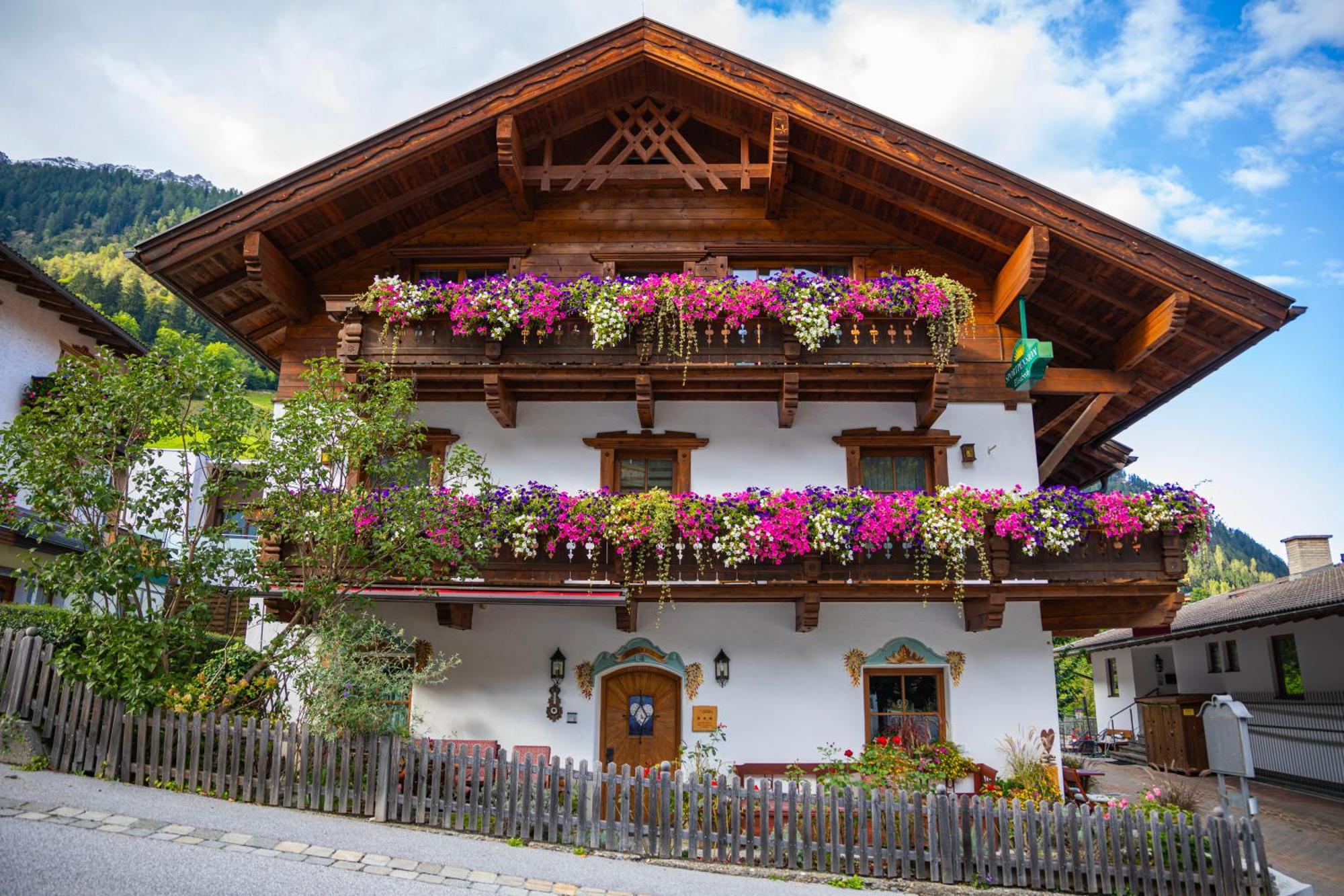 Sportpension Elisabeth Neustift im Stubaital Εξωτερικό φωτογραφία